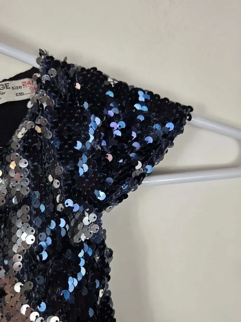 Woo Rage sequins catch